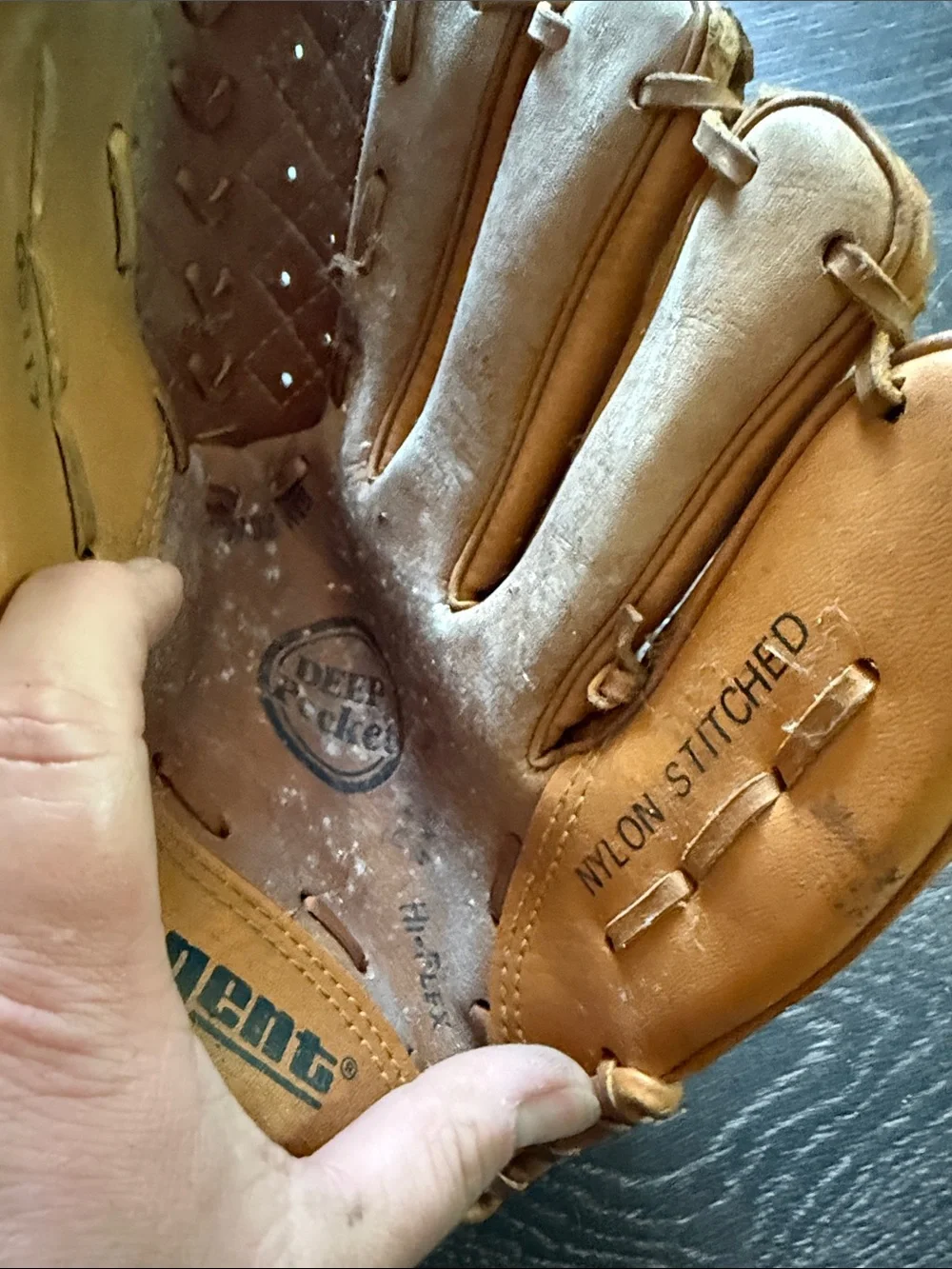 Kids' Tan Leather Baseball Glove